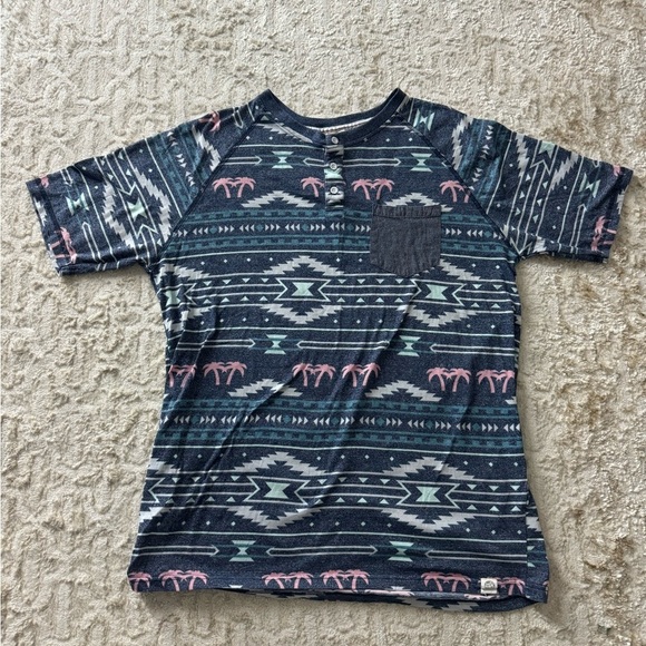 Free Planet Other - Free Planet Aztec Pattern Tee - Blue and Pink mens size large.